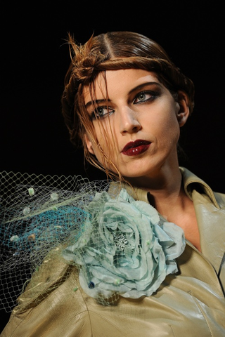 Illustration for article titled Gothic Glamour At John Galliano